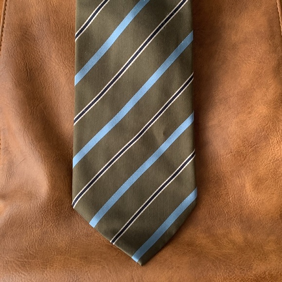 Banana Republic Factory Made in Turkey 100% Silk Tie EUC 58" Long - Picture 2 of 8